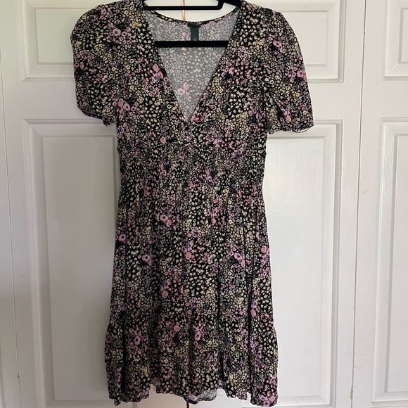 Summery Dress with Pink and Yellow Flowers with v-neck - Picture 1 of 3